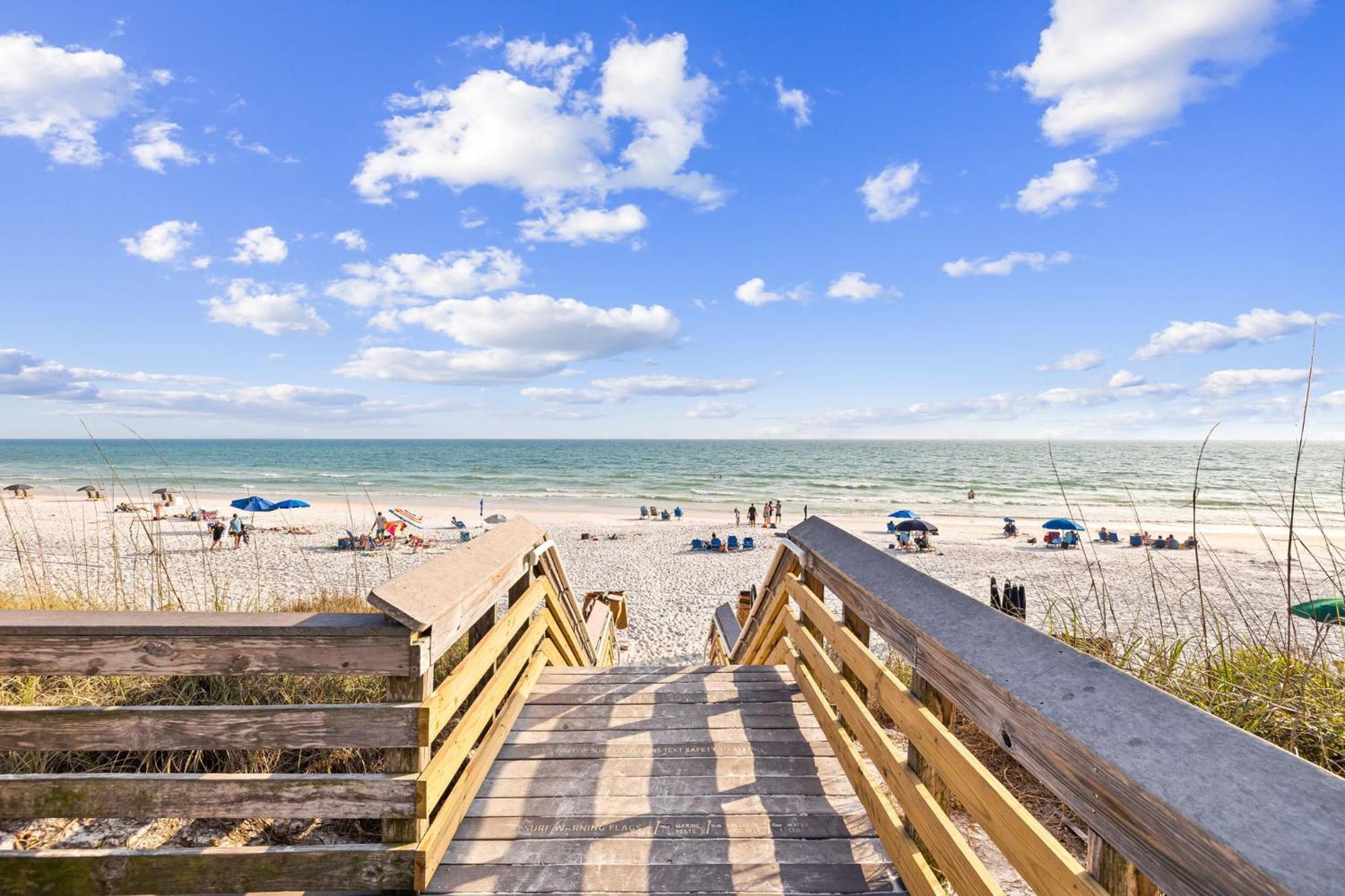 Shellabrate Good Times A Brand New Home For 2024 Only 3 Blocks To The Beach With Community Pool Santa Rosa Beach Kültér fotó